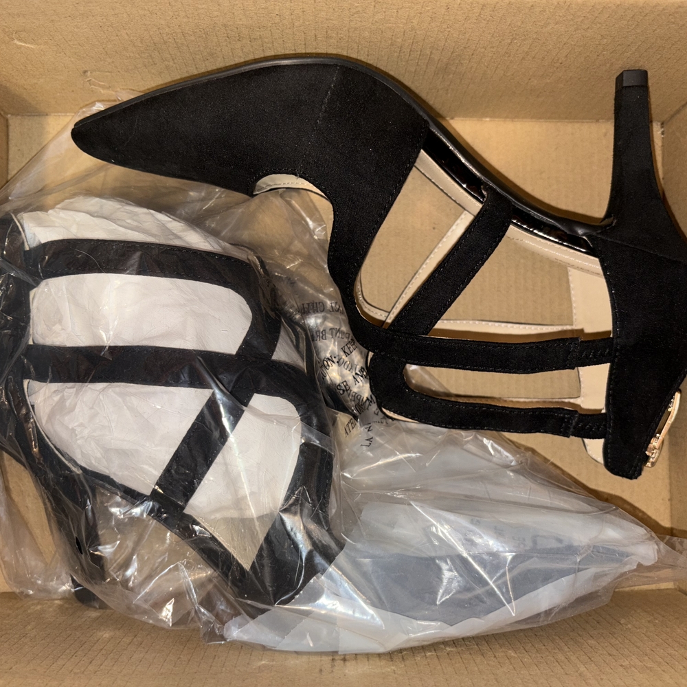 🌸Liz Claiborne Helen Black Strappy Heels